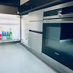 5 Star - Luxury & Comfort Apartment