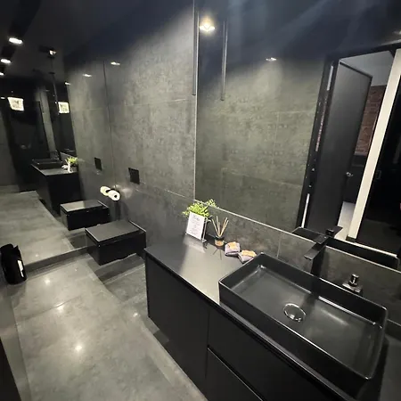 5 Star - Luxury & Comfort イェレニャ・グーラ