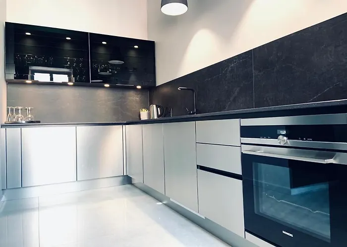 5 Star - Luxury & Comfort Apartment