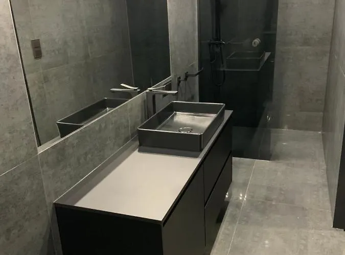 5 Star - Luxury & Comfort *