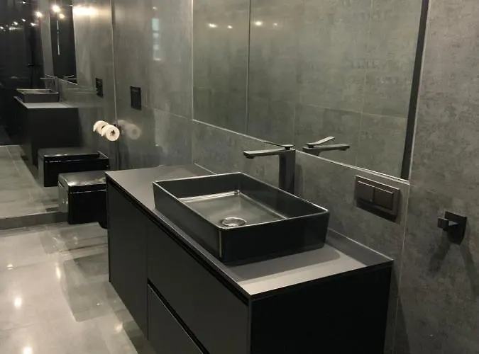 5 Star - Luxury & Comfort *